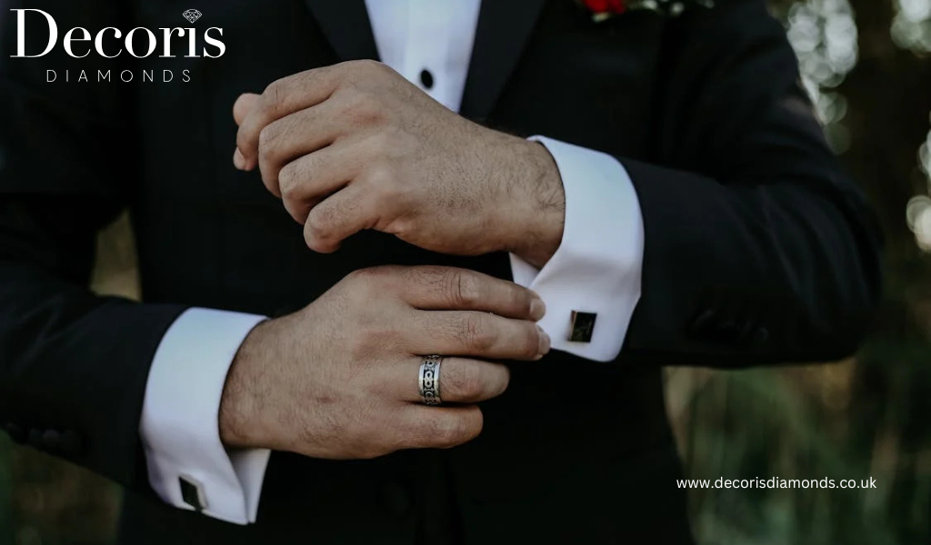 How to Select the Right Men's Wedding Band for Your Style?